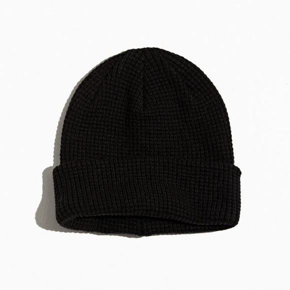 SOLD BNWT Urban Outfitters Cloth Classic Waffle Beanie - Picture 1 of 5
